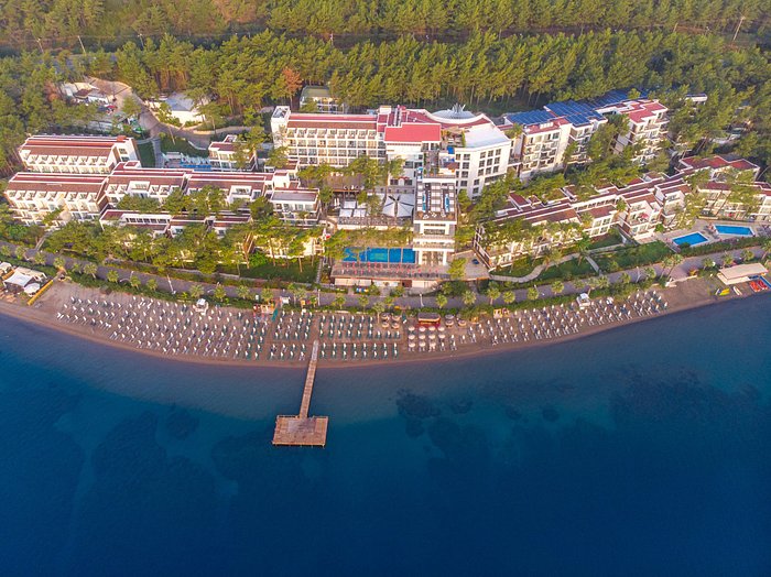 Lotus Beach Hotel