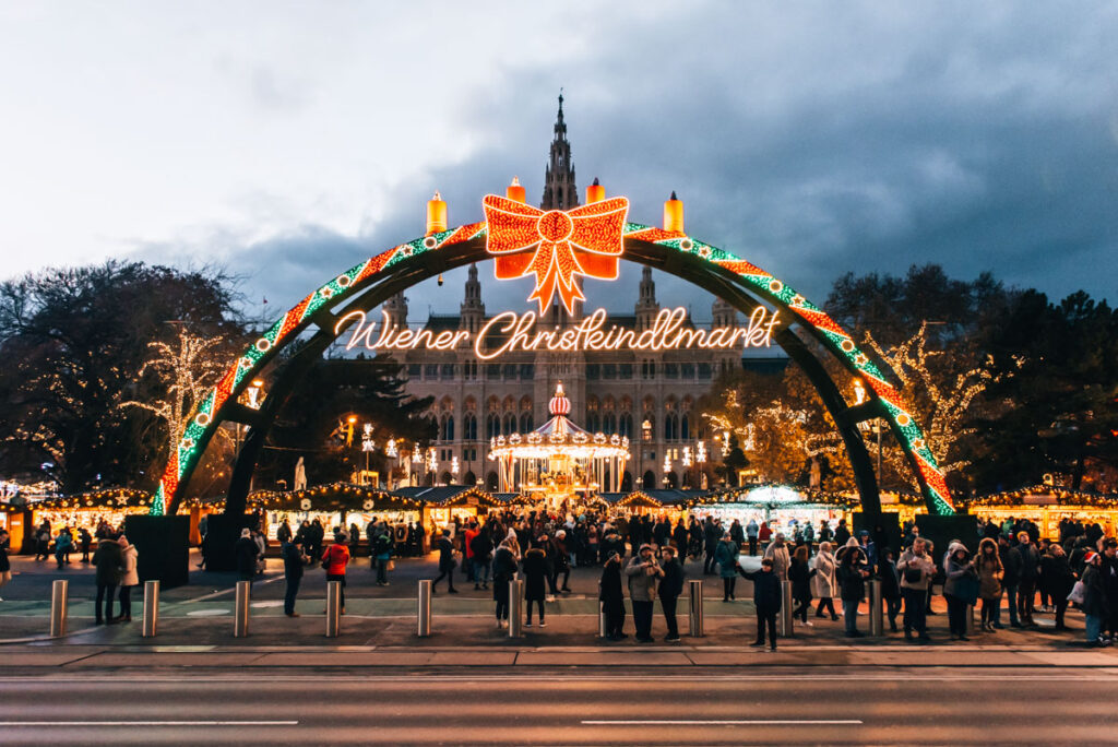 Christkindlmarkt on the Rathausplatz