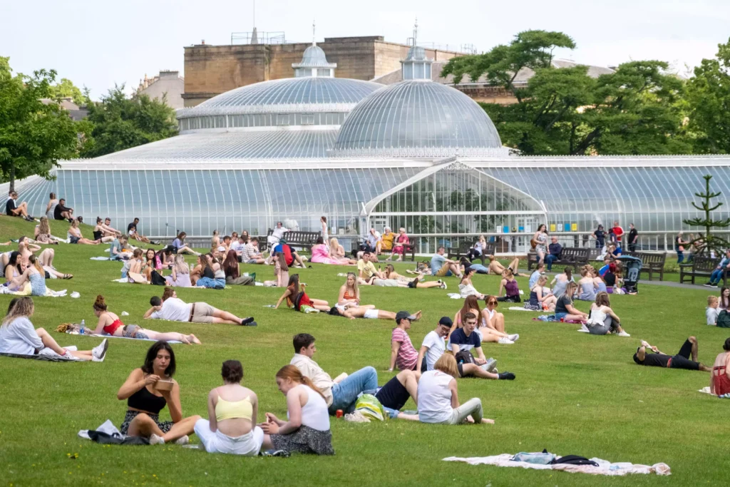 Best Time To Visit Glasgow; The Allure Of Glasgow's Seasons